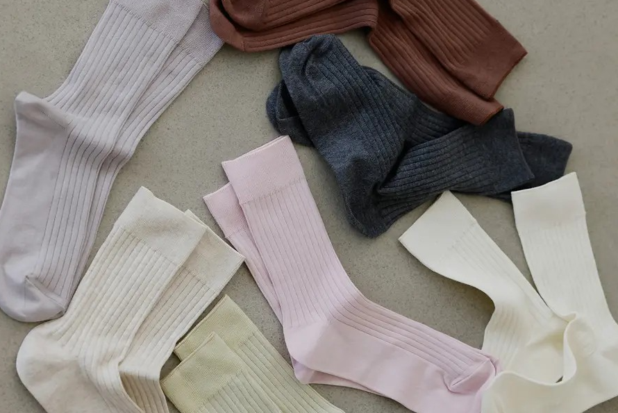毎日履きたくなる、定番ソックス